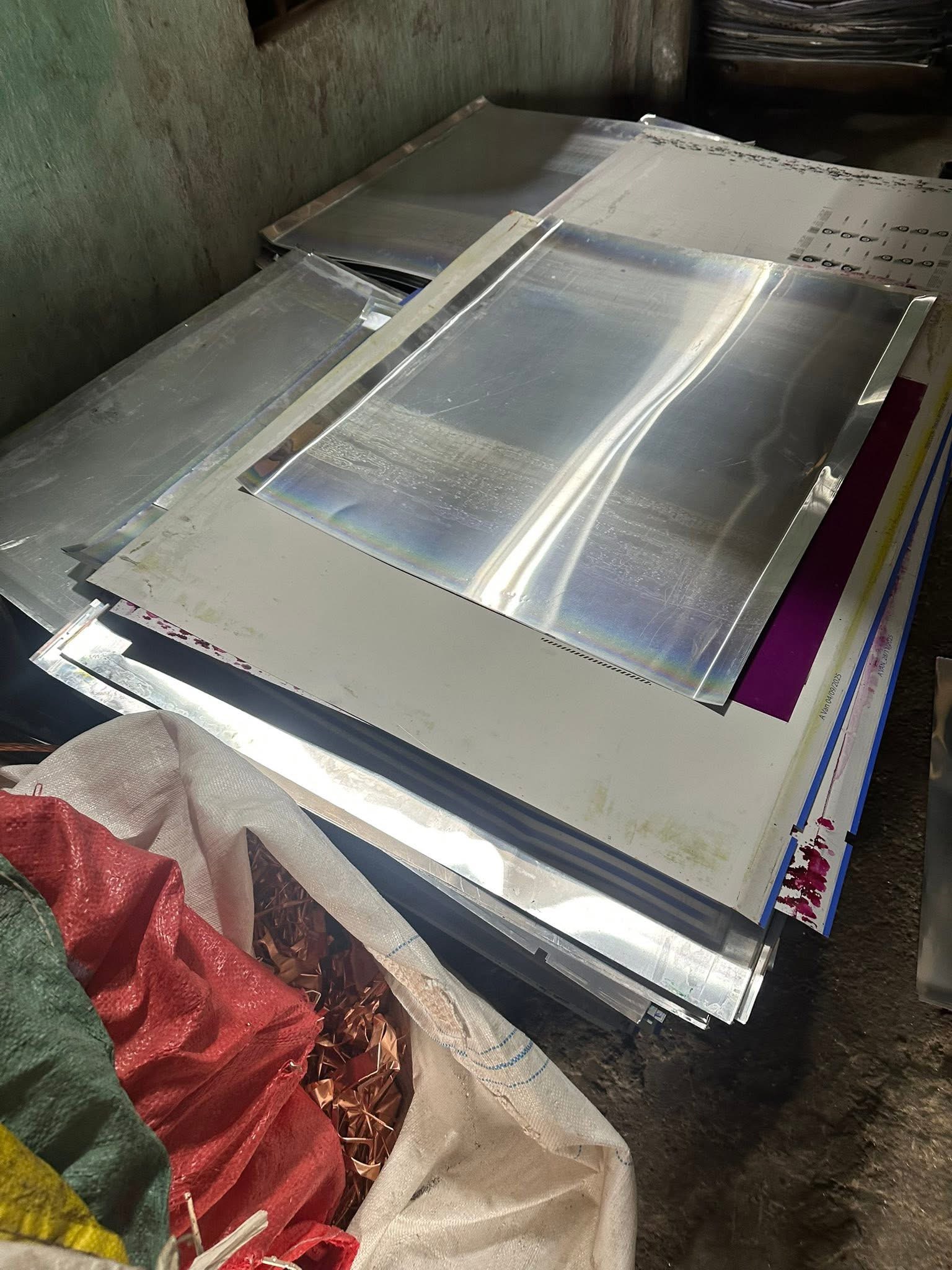 thu mua bản kẽm in giá cao tại tphcm