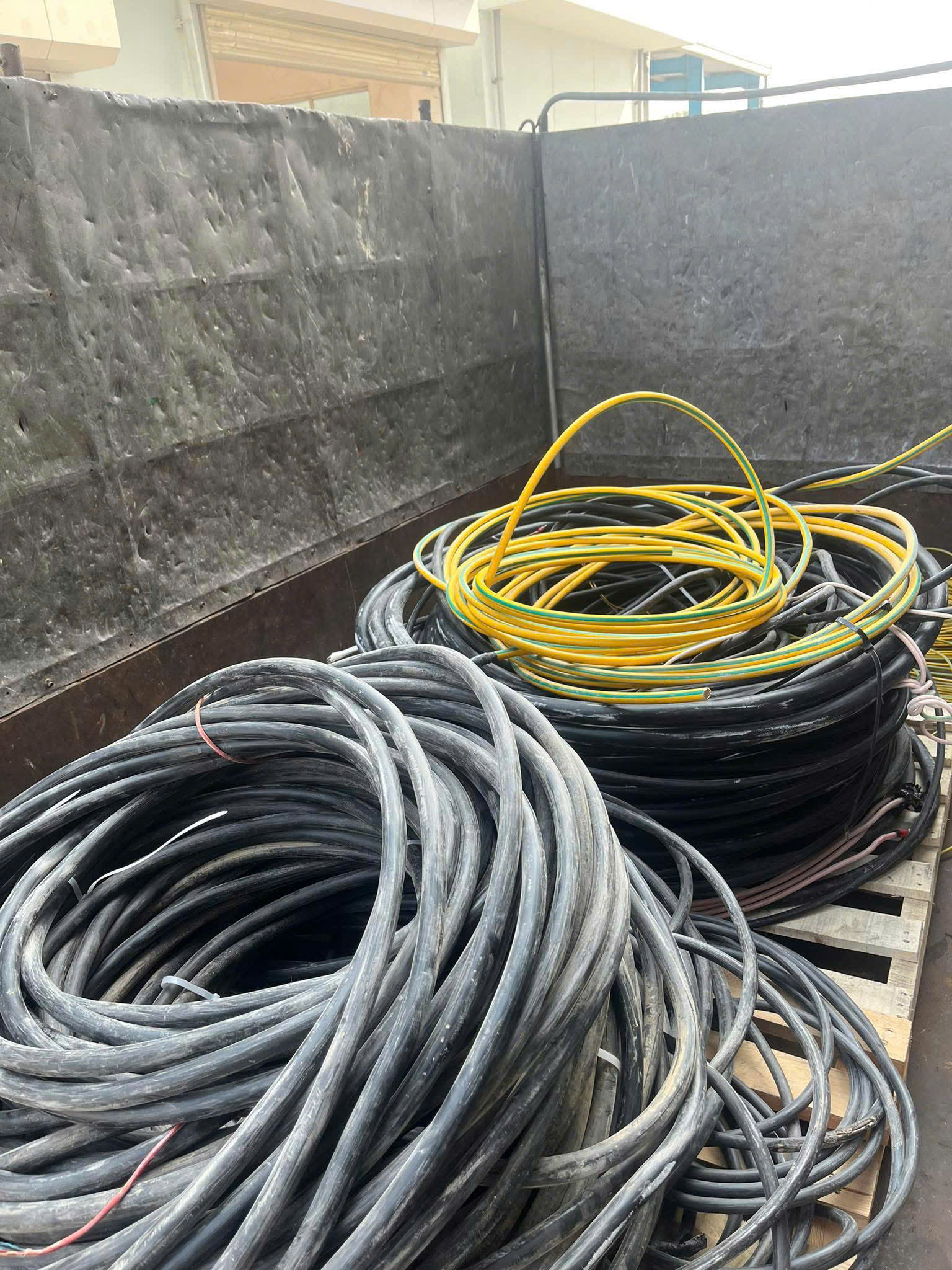 xe tải chở đồng phế liệu tại tphcm của chúng tôi