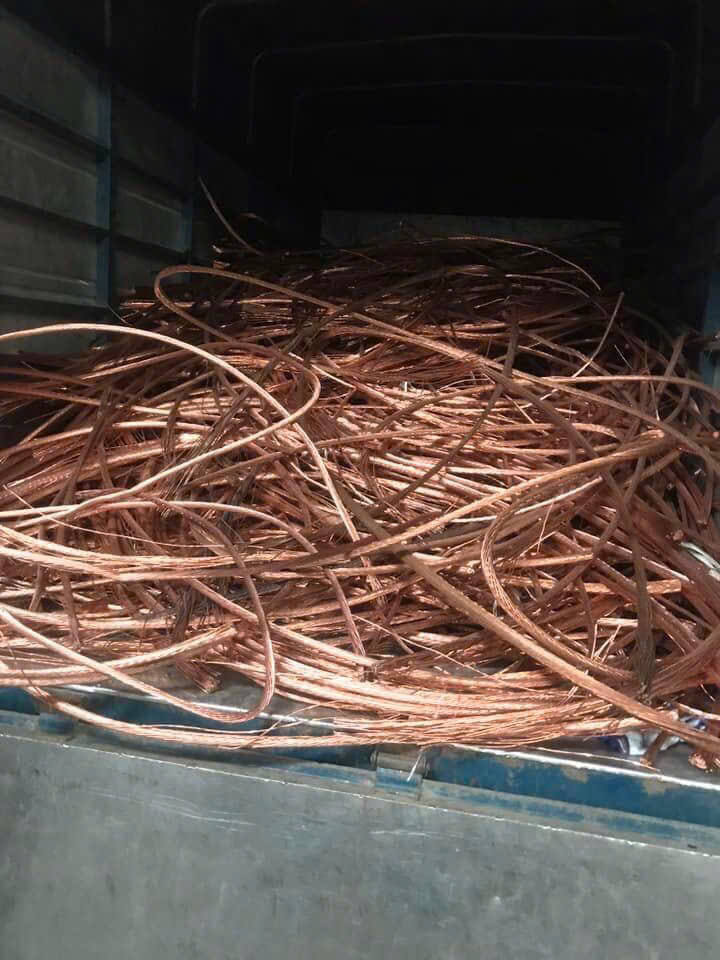 xe tải của chúng tôi đang thu mua đồng phế liệu tại quận 5 tphcm