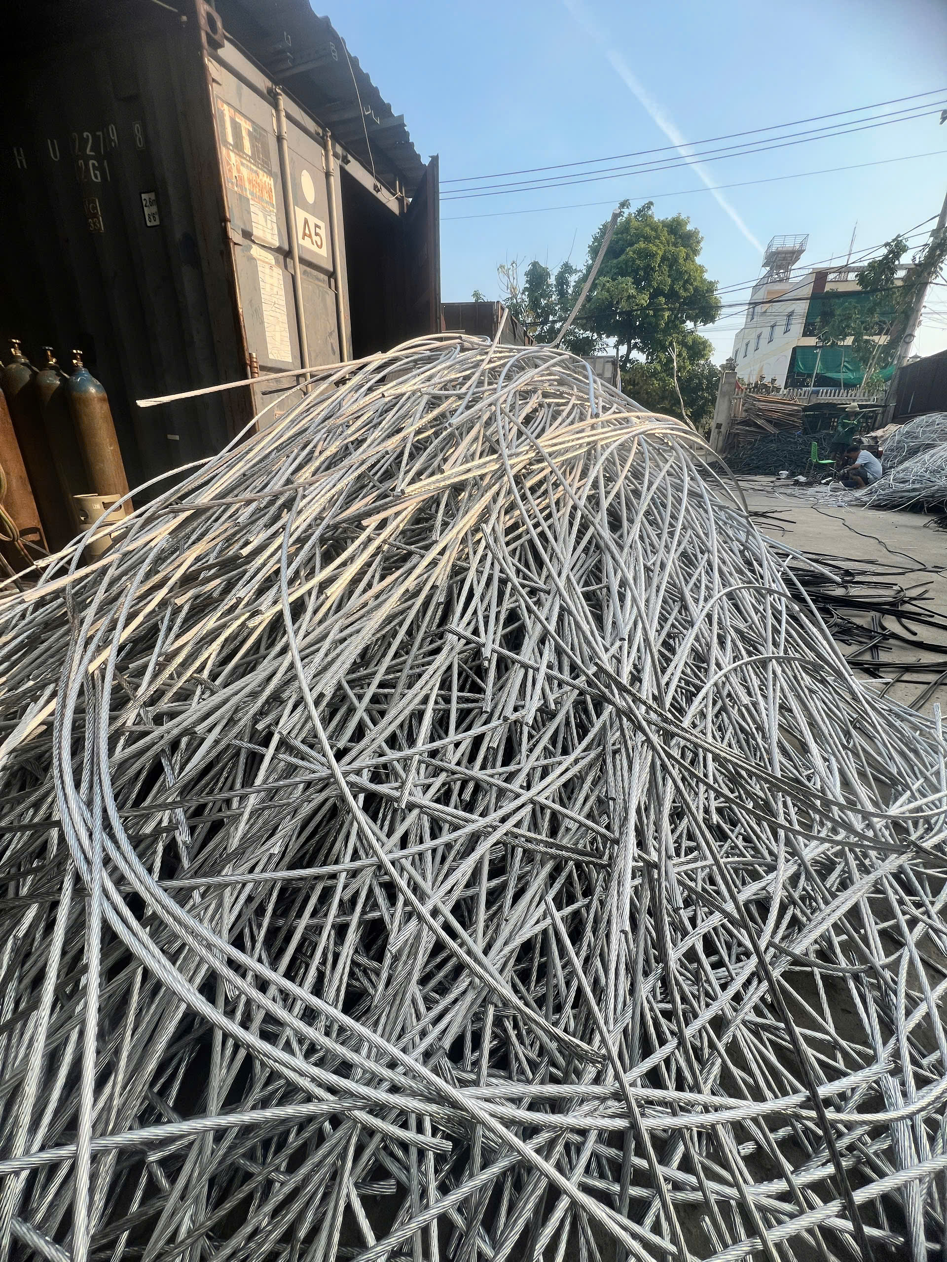 chúng tôi là đơn vị chuyên thu mua phế liệu nhôm tp.HCM