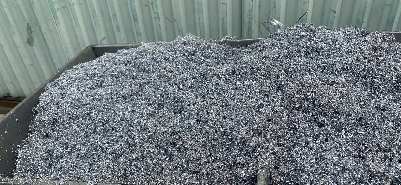 nhôm phế liệu đang được chúng tôi thu mua tại quận 5