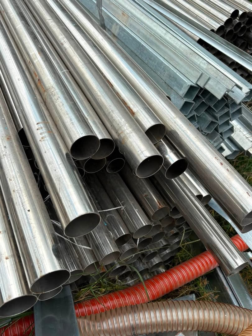nhận thanh lý sắt thép phế liệu tận nơi