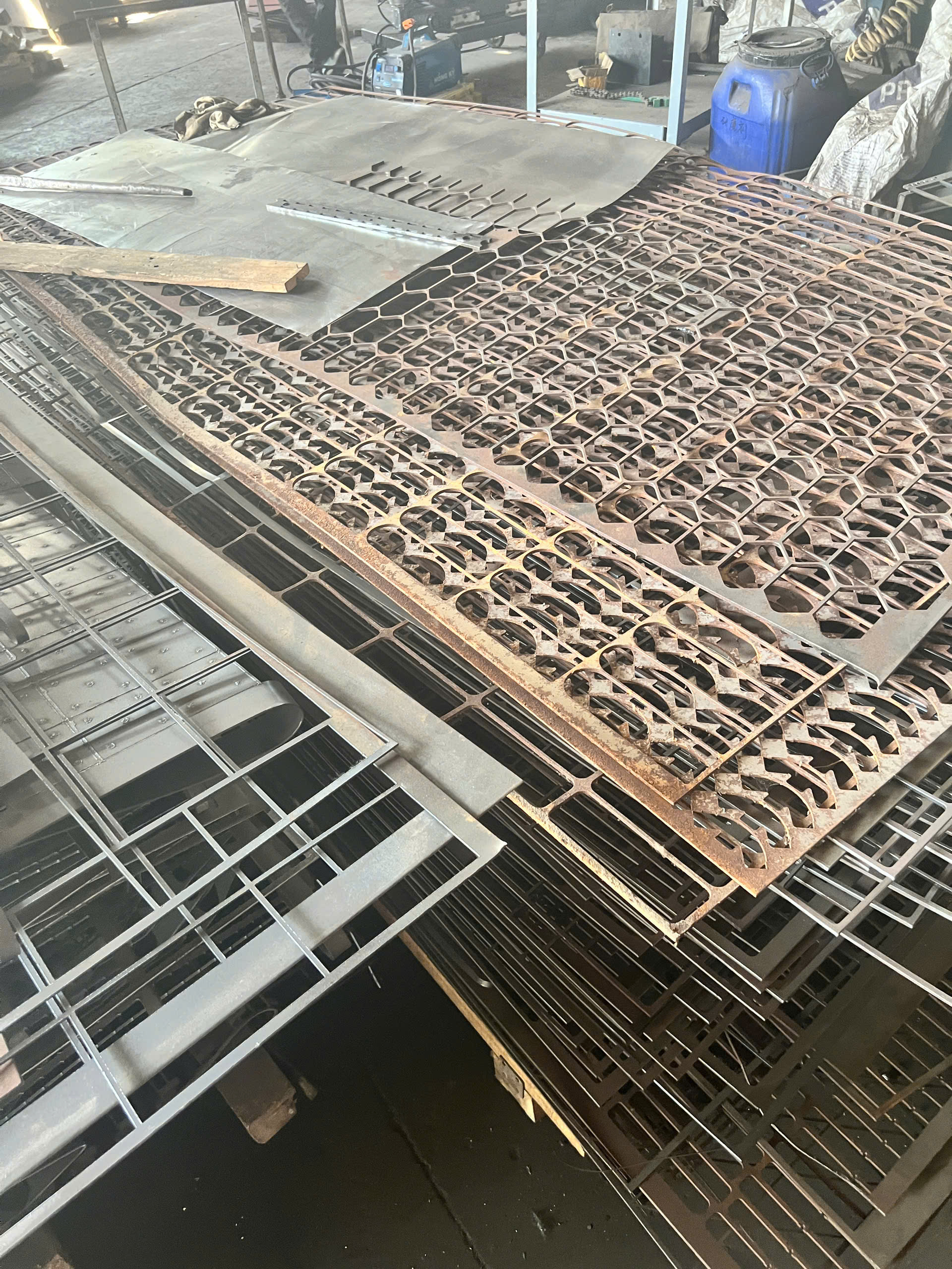 thu mua sắt phế liệu - bảng giá sắt phế liệu hôm nay