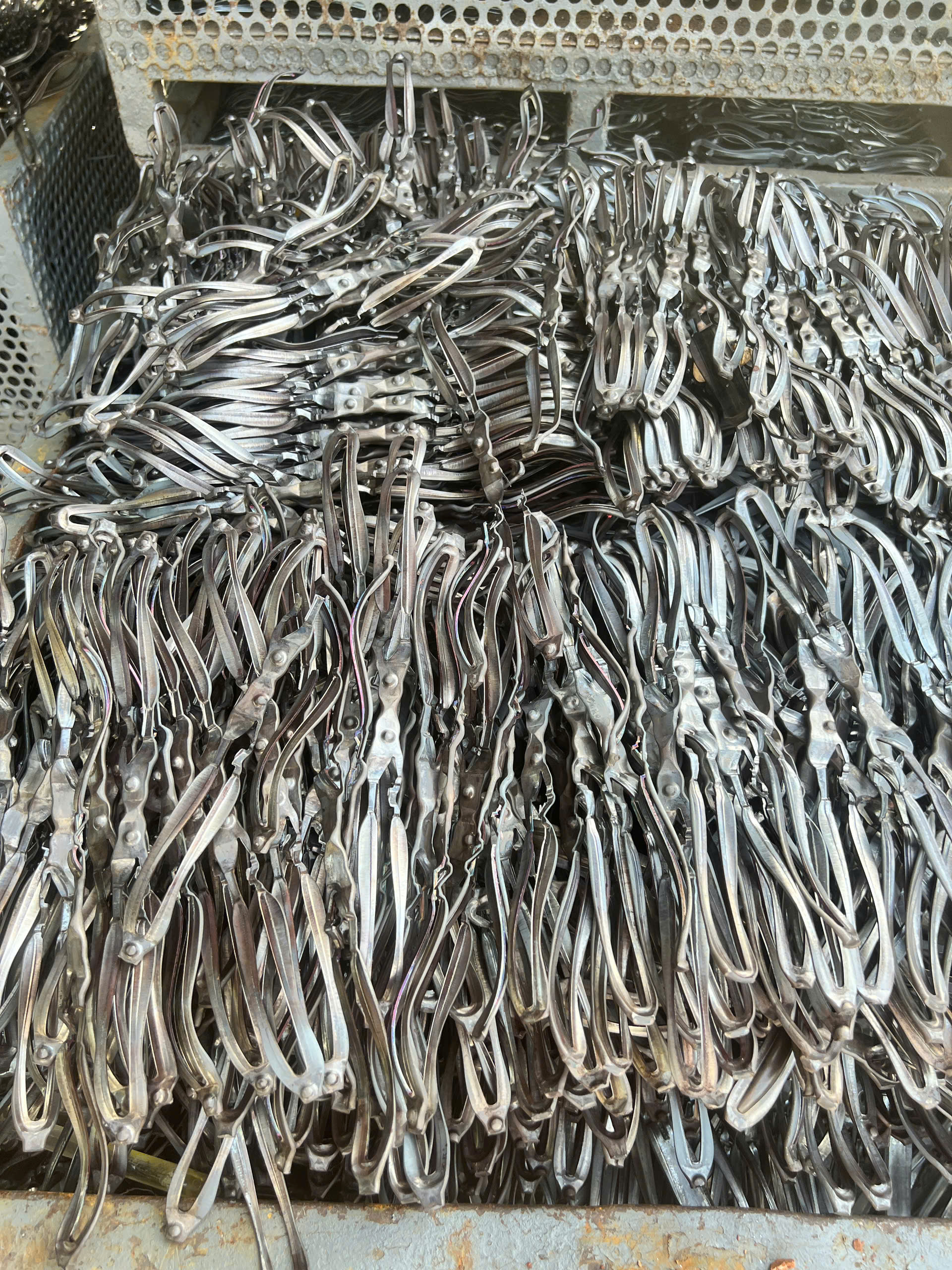 sắt thép phế liệu được chúng tôi thu mua tại công ty cơ khí